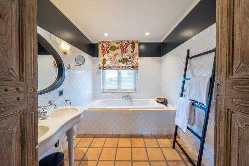 Koupelna v ubytování Gîte de luxe Le BALMORAL 30A