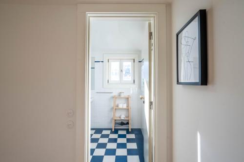 Historical Downtown Retreat Duplex by LovelyStay