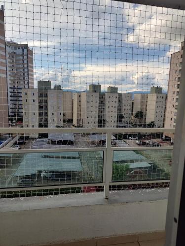 apartamento próx shoppingにあるバルコニーまたはテラス