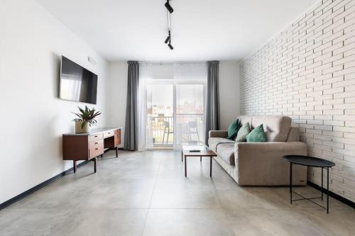Stay-Sliema centrally located retro one bedroom