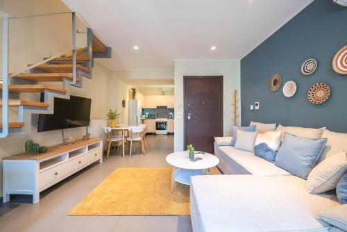 Artistic 2BR Maisonette: An Architectural Delight