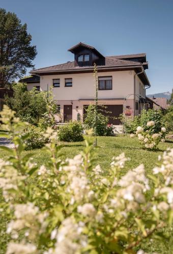 Ferienwohnung Felicitas mit Sauna by Appartementhaus Theresia