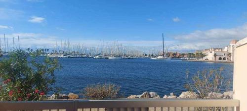 Photo de la galerie de l'établissement Appartement RDC vue mer - GRUISSAN, à Gruissan