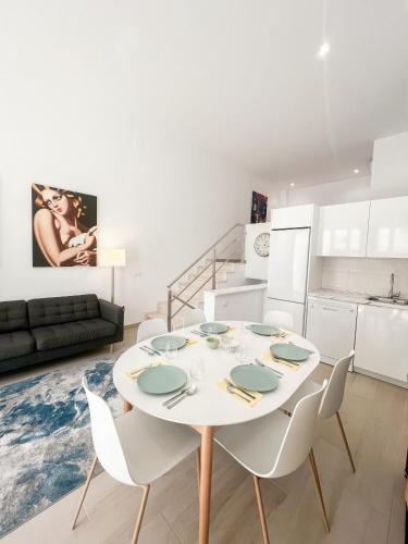 Cozy and Modern Family Flat Carihuela