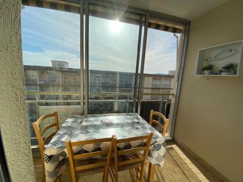 Appartement Cosy Proche Étang de Thau et Thermes - SE - 2 Pers - Animaux Acceptés - WiFi - FR-1-503-89