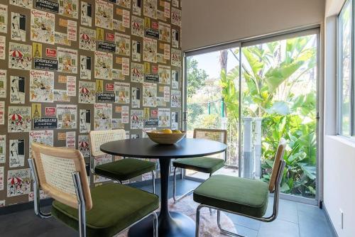Stunning Hollywood Midcentury Modern-Views-Best Location! photo 5