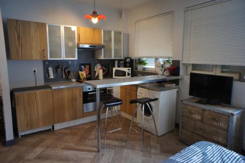 Bed & Breakfast Crosne Plazza & Spaにあるキッチンまたは簡易キッチン