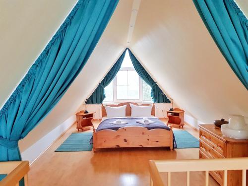 Postel nebo postele na pokoji v ubytování Inselsonne Haus Inge - Fewo Helisa in Breege