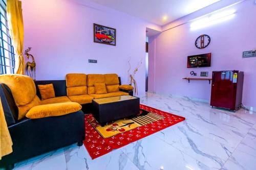 Ruang duduk di Dreamland Retreat with Swimming Pool