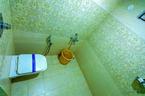 Bilik mandi di Dreamland Retreat with Swimming Pool