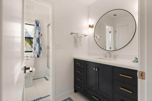 Ένα μπάνιο στο Harbour Oaks, Unit 506