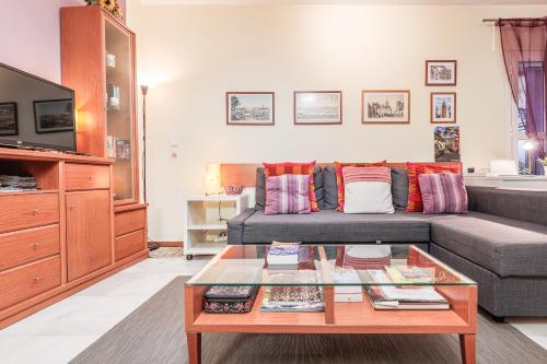 San jacinto Triana Best Location Apartment Sevilla