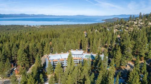 an aerial view of a building in the trees at Hilton Vacation Club Tahoe Seasons Lake Tahoe in South Lake Tahoe