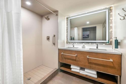 a bathroom with a sink and a mirror at Hilton Vacation Club Tahoe Seasons Lake Tahoe in South Lake Tahoe