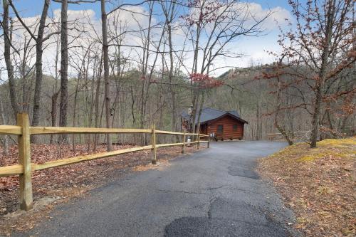 Briar Brook - Private Smoky Mountain Luxury Log Home with 2 Fireplaces, Hot Tub & Community Pool photo 36