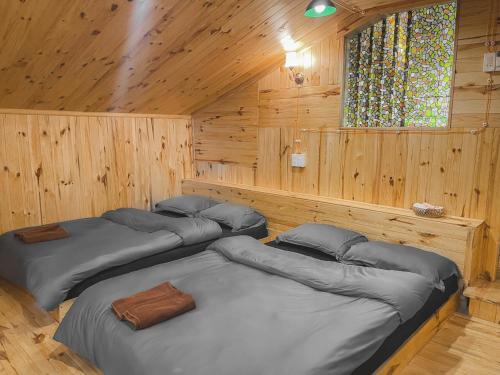Posezení v ubytování Ziczac Homestay Đà Lạt