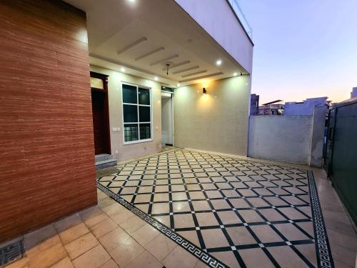 Gambar di galeri bagi Motorway Majesty Lodges - Near Islamabad International Airport & Motorway di Islamabad