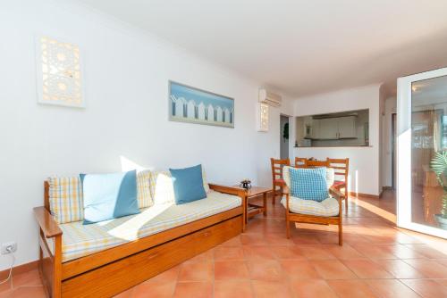 Ένα ή περισσότερα κρεβάτια σε δωμάτιο στο Quinta do Morgado By ALGARTUR