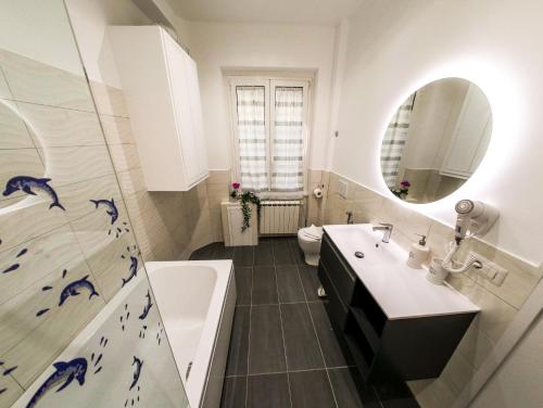 Chic Modern 2-Bedroom near Metro