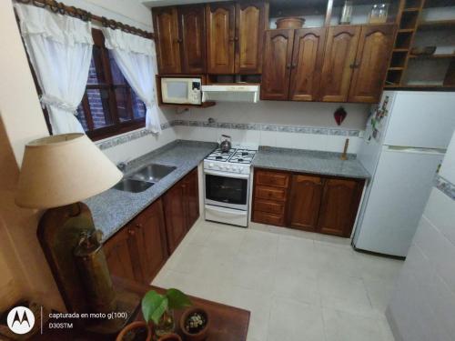 colina silvestre Avenida 5, 7165 Villa Gesell, Argentina