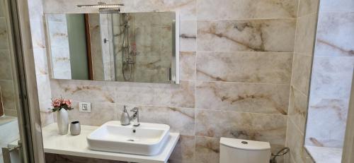 Bilik mandi di ORI ELEGANCE Malul Muresului