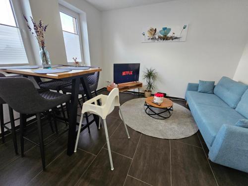 Χώρος καθιστικού στο EcoCube Lingen - Balkon, 2Zimmer, Waschmaschine, GästeWC, Backofen