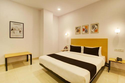 Katil atau katil-katil dalam bilik di Casa Grand Hotels Nacharam