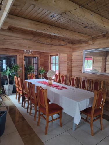 Φωτογραφία από το άλμπουμ του Lake House Villa pas Eugenija σε Migiškiai