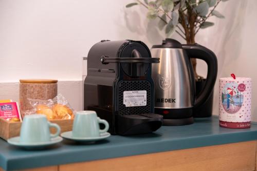 Photo de la galerie de l'établissement Séléné by Kleidos - T2 romantique dans le centre historique de Rouen, Proche Gare, à Rouen