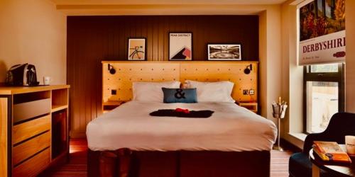 Krevet ili kreveti u jedinici u objektu Bike & Boot Inns Peak District - Leisure Hotels for Now