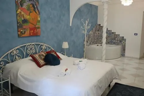 GL Golden City Apartments photo 9