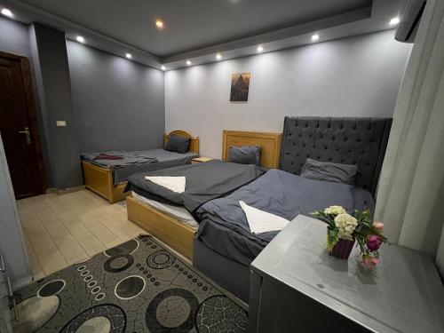 Imhotep pyramids INN