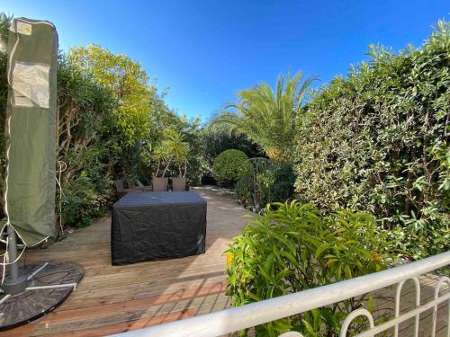 Photo de la galerie de l'établissement enjoy Provence in the best time -calm-flavours-cul, à Cannes