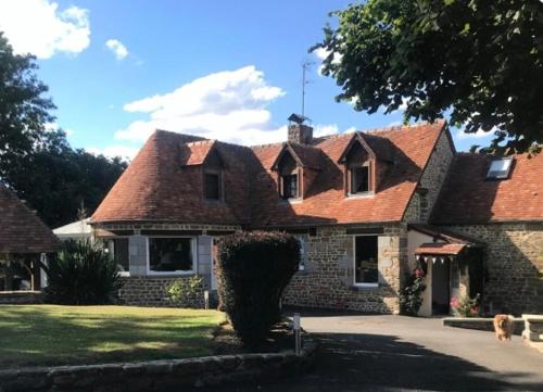 Maison avec piscine au cœur de la suisse normande