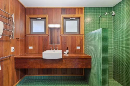 Et badeværelse på Coco's Place