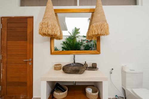 Billede fra billedgalleriet på Villa Mayasa, 4-bedroom private luxury villa with Rooftop in Seseh Beach i Canggu