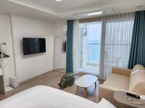Sokcho Summitbay 1704 