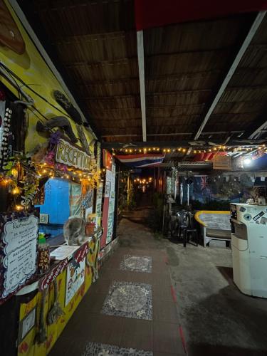 Gambar di galeri bagi Beach Shack Chalet - Garden View Aframe Small Unit di Pulau Tioman