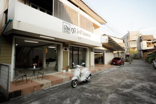 Το κτήριο όπου στεγάζεται  το hostel