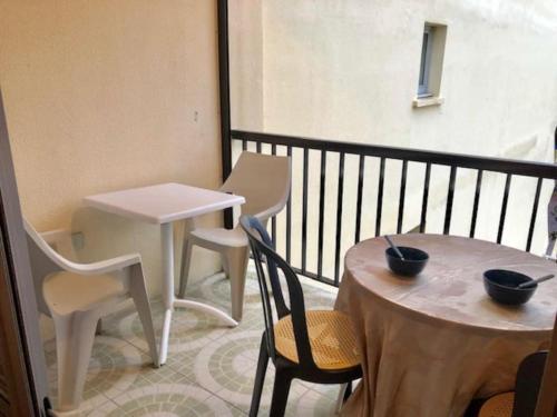 Studio 303, Héliopolis J au village naturiste