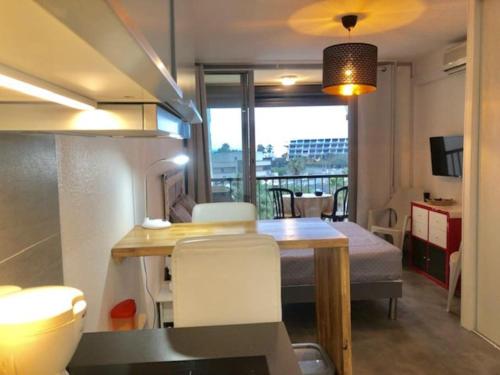 Studio 303, Héliopolis J au village naturiste