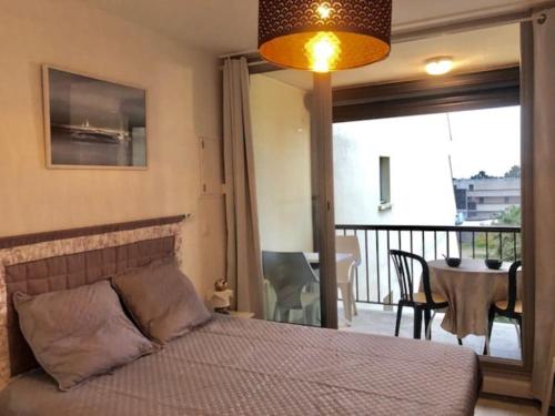 Studio 303, Héliopolis J au village naturiste
