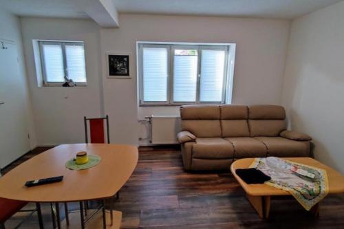 Χώρος καθιστικού στο FeWo Alsfeld / Vogelsberg 1 mit extra Eingang