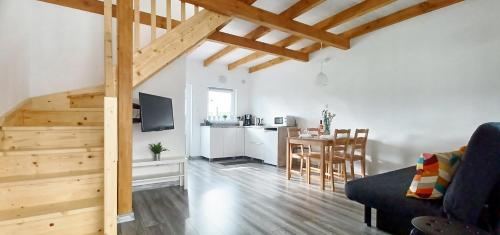 Kuchyň nebo kuchyňský kout v ubytování Domki 7 Houses Rewal