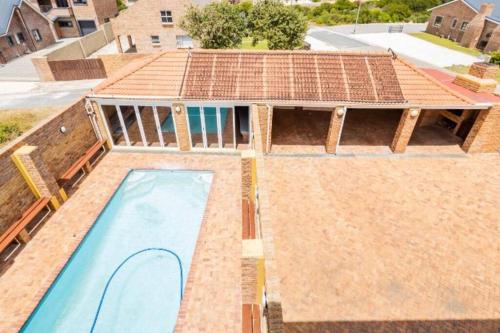 Piscina en o cerca de Home away from home