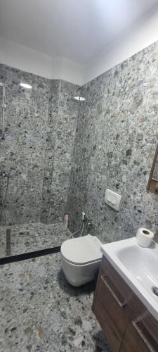 Lovely spacious 1-Bedroom Apartment - Imazhi 6