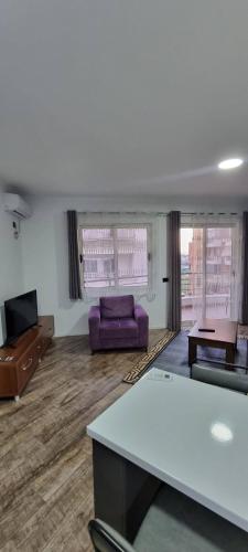 Lovely spacious 1-Bedroom Apartment - Imazhi 7