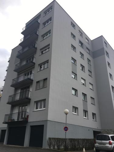 Le domaine de la corchade TOUT NEUF pour 6 personnes société selogerametz com