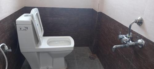 Et badeværelse på Shiva Deluxe Lodge