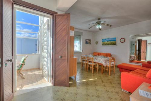 Χώρος καθιστικού στο Bel Mare Apartment 200m from beach - Happy Rentals